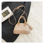 High-Quality Ladies Shoulder Bag, Stylish Leather Handbags For Women Featuring Famous Designer Elegant Details