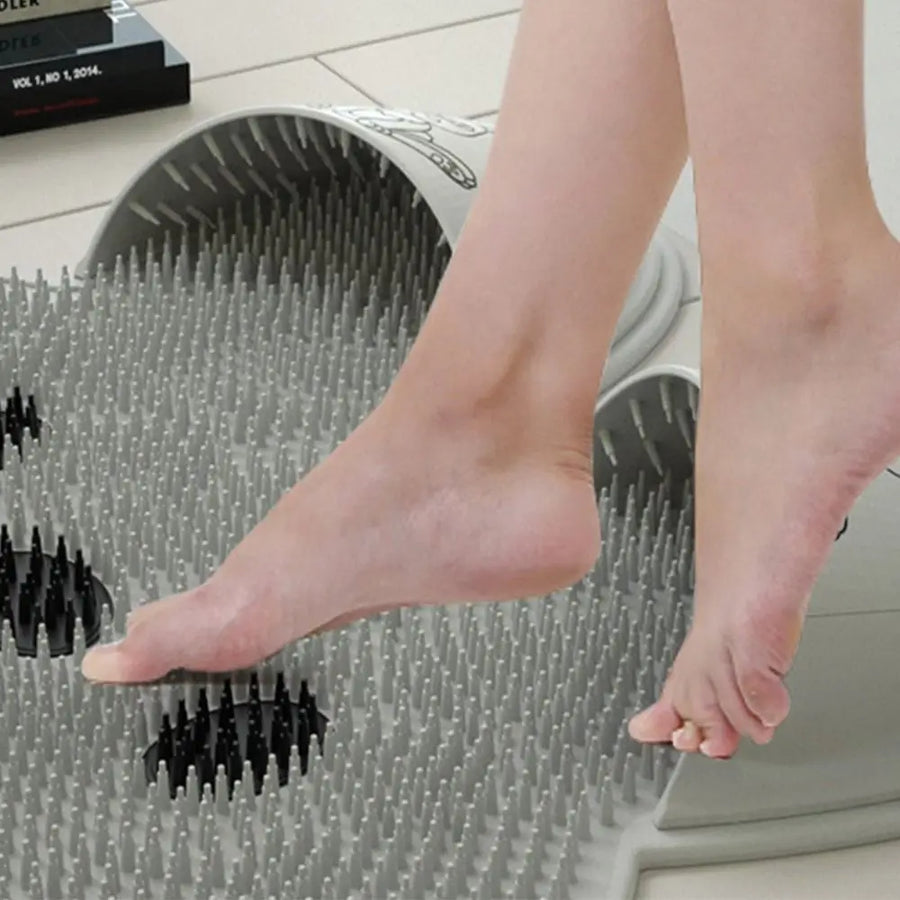 Cute Shower Foot Scrubber Mat Household Creative Feet Scrubber Mat Hands-Free Non-Slip Foot Massage Scrubber Foot Cleaner