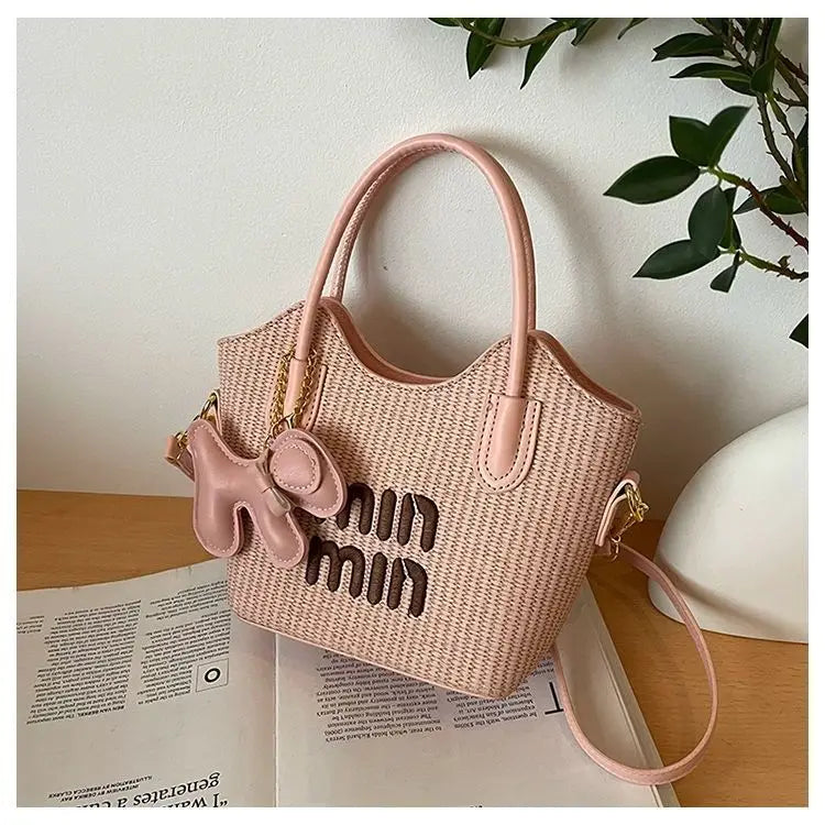 2025 New Designers' Bags - Popular Knitted Bags for Ladies, Casual and Versatile Beach Carry-Along Handbags and Tote Bags