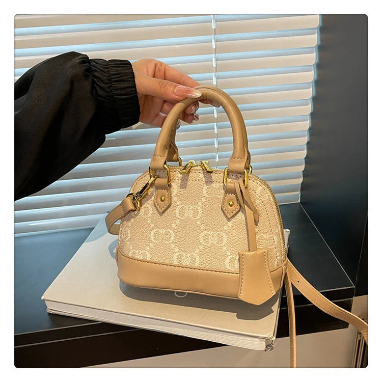 High-Quality Ladies Shoulder Bag, Stylish Leather Handbags For Women Featuring Famous Designer Elegant Details