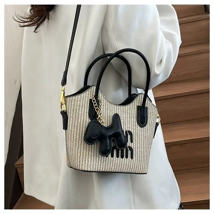 2025 New Designers' Bags - Popular Knitted Bags for Ladies, Casual and Versatile Beach Carry-Along Handbags and Tote Bags