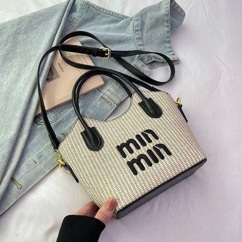 2025 New Designers' Bags - Popular Knitted Bags for Ladies, Casual and Versatile Beach Carry-Along Handbags and Tote Bags