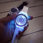 led Flash Luminous Watch Personality trends students lovers jellies woman men's watches 7 color light WristWatch bayan kol saati