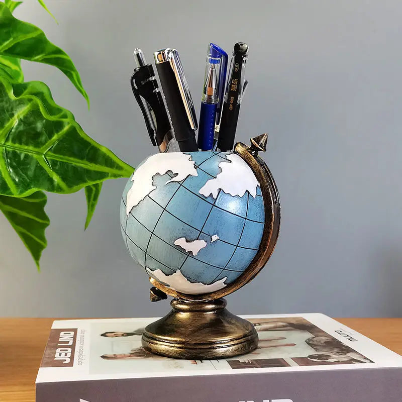 Pen holder literary retro desktop living room multifunctional pen holder student gift decoration European pen holder ornaments