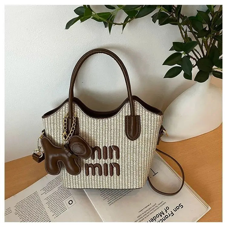 2025 New Designers' Bags - Popular Knitted Bags for Ladies, Casual and Versatile Beach Carry-Along Handbags and Tote Bags