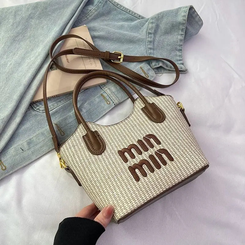 2025 New Designers' Bags - Popular Knitted Bags for Ladies, Casual and Versatile Beach Carry-Along Handbags and Tote Bags