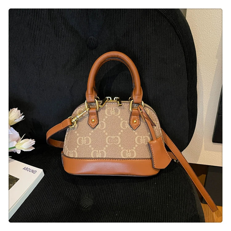 High-Quality Ladies Shoulder Bag, Stylish Leather Handbags For Women Featuring Famous Designer Elegant Details